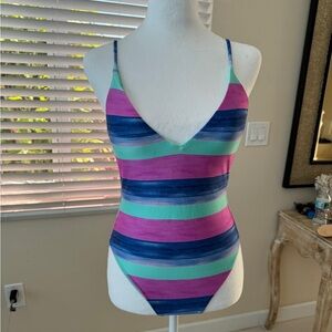 Vix Paula Hermanny Mani Bella Stripe One Piece swimsuit size M. New no tag.